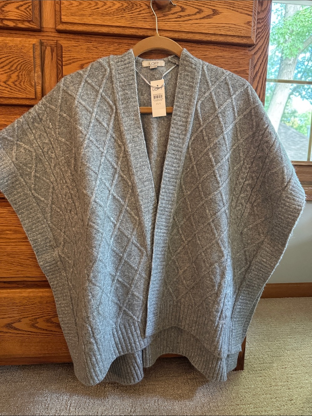 LOFT Light Gray Diamond Cable-Knit Open-Front Poncho